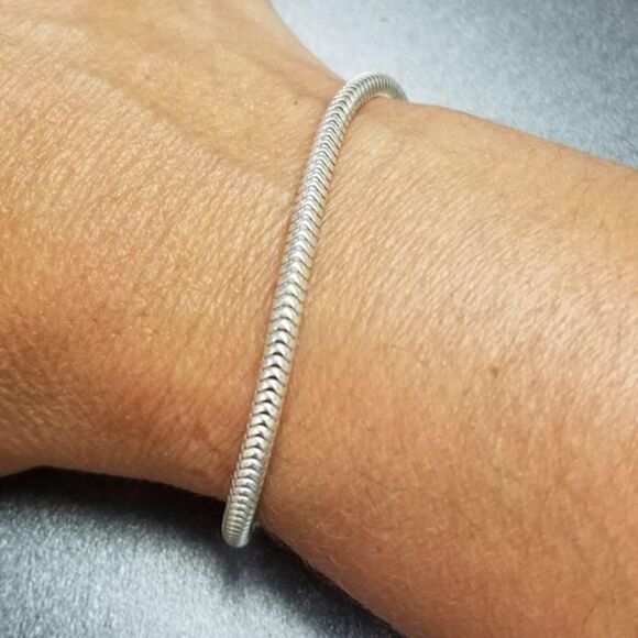 Men’s Sterling Silver Snake Chain Bracelet - Picture 3 of 9